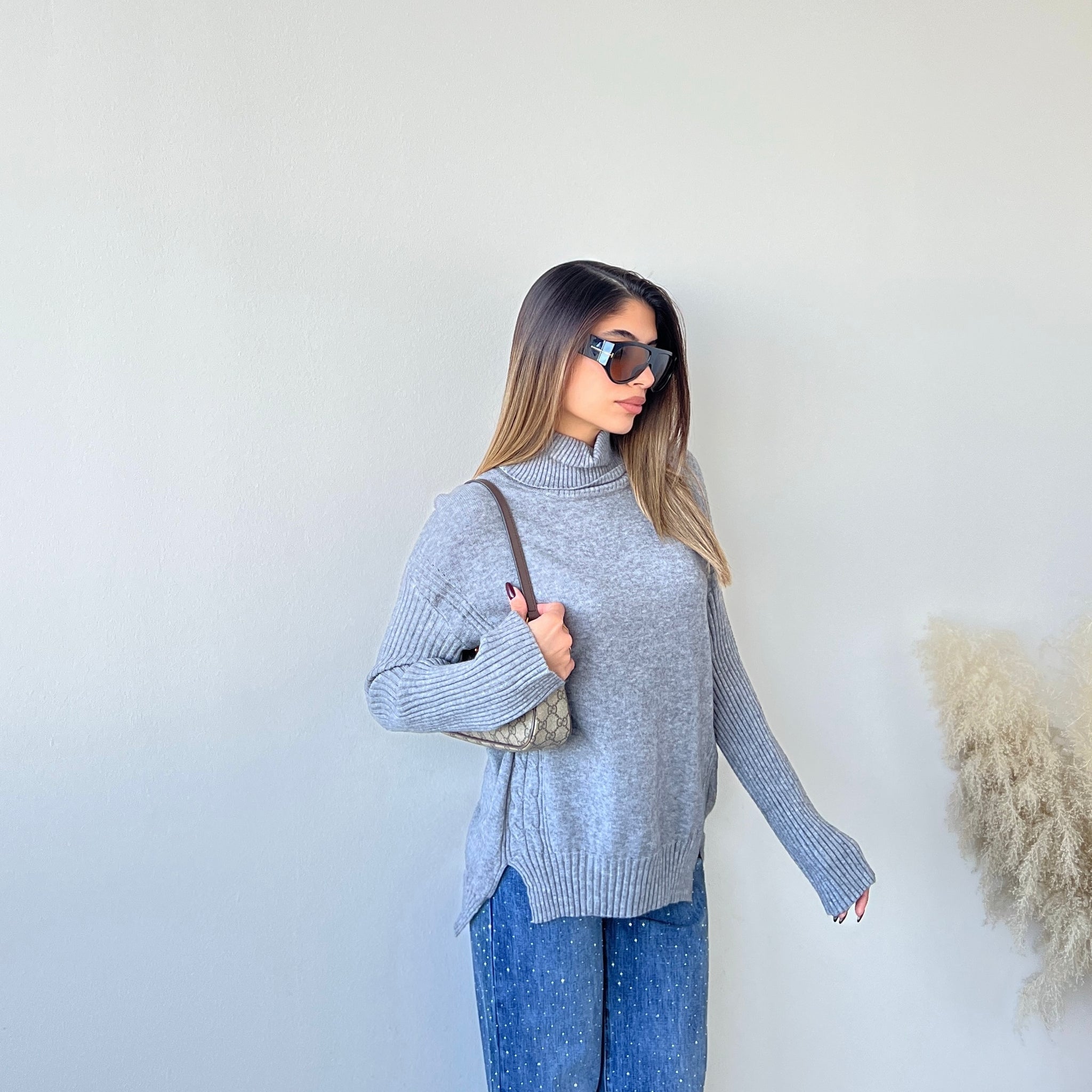 Dolcevita 2109 a coste sulle maniche grey