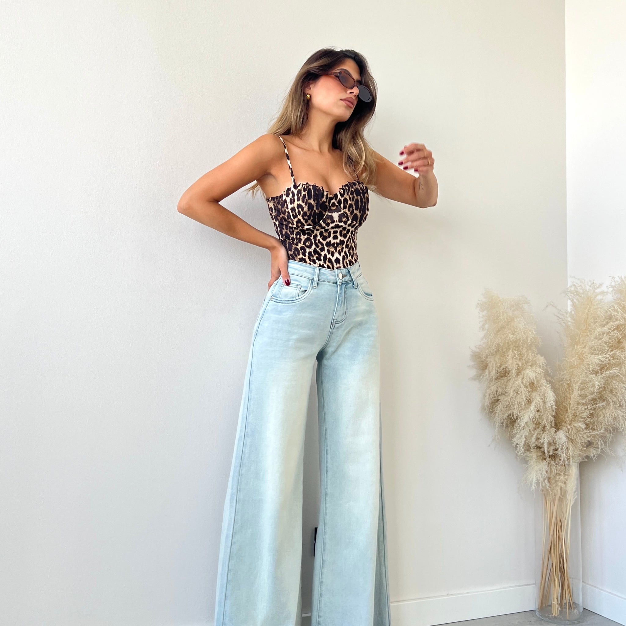 Jeans lavaggio chiaro KP275-3
