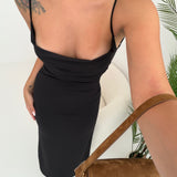 Abito lungo scollo quadrato nero