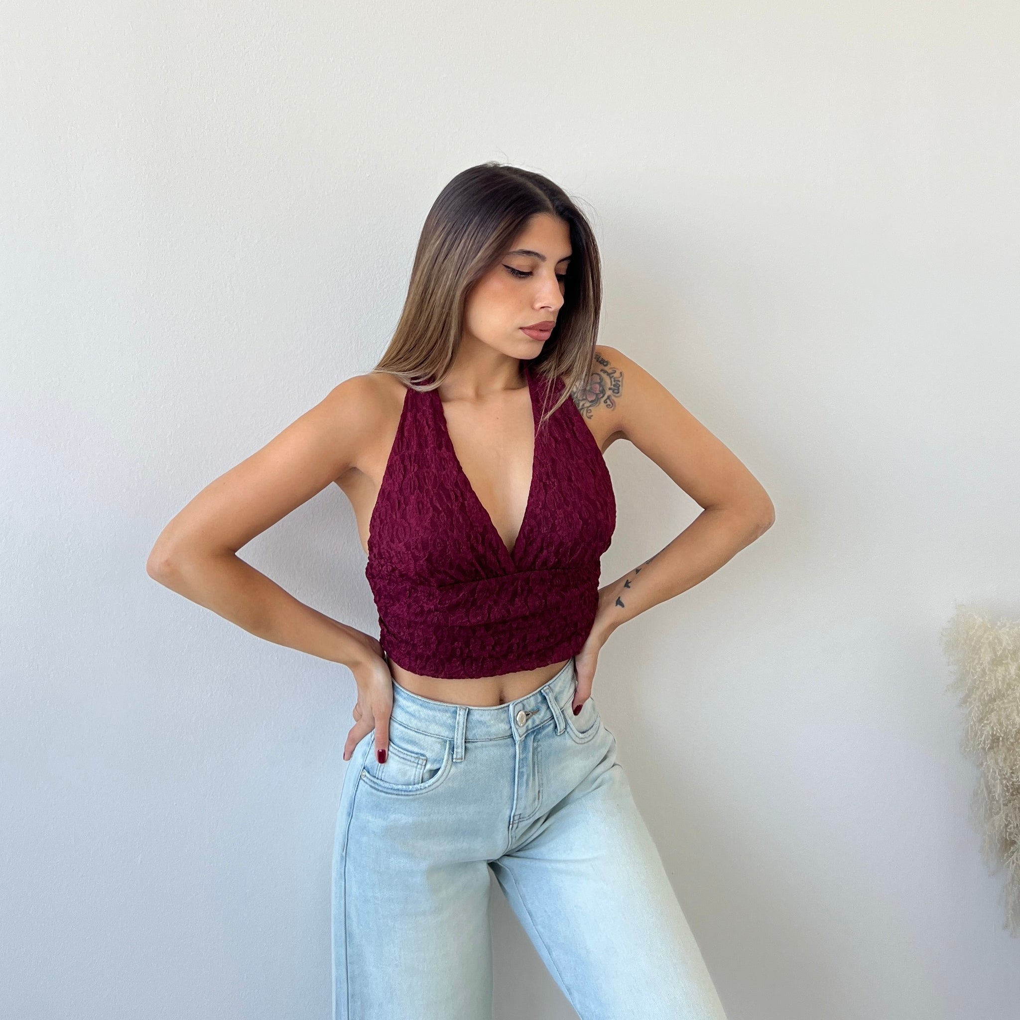 Top total pizzo bordeaux