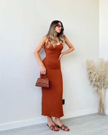 Abito Allison con schiena scoperta terracotta