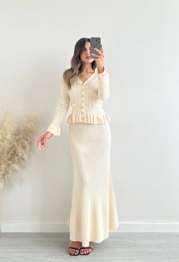 Set maglia con bottoni + gonna lunga in maglia crema