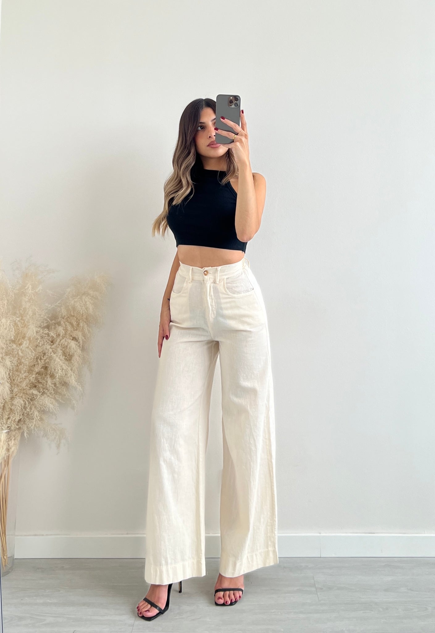 Pantalone a vita alta in lino crema