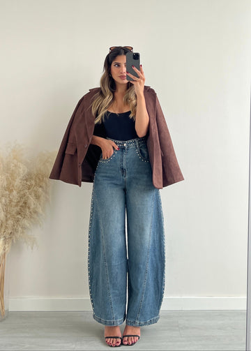 Jeans extra baggy con borchie V1157
