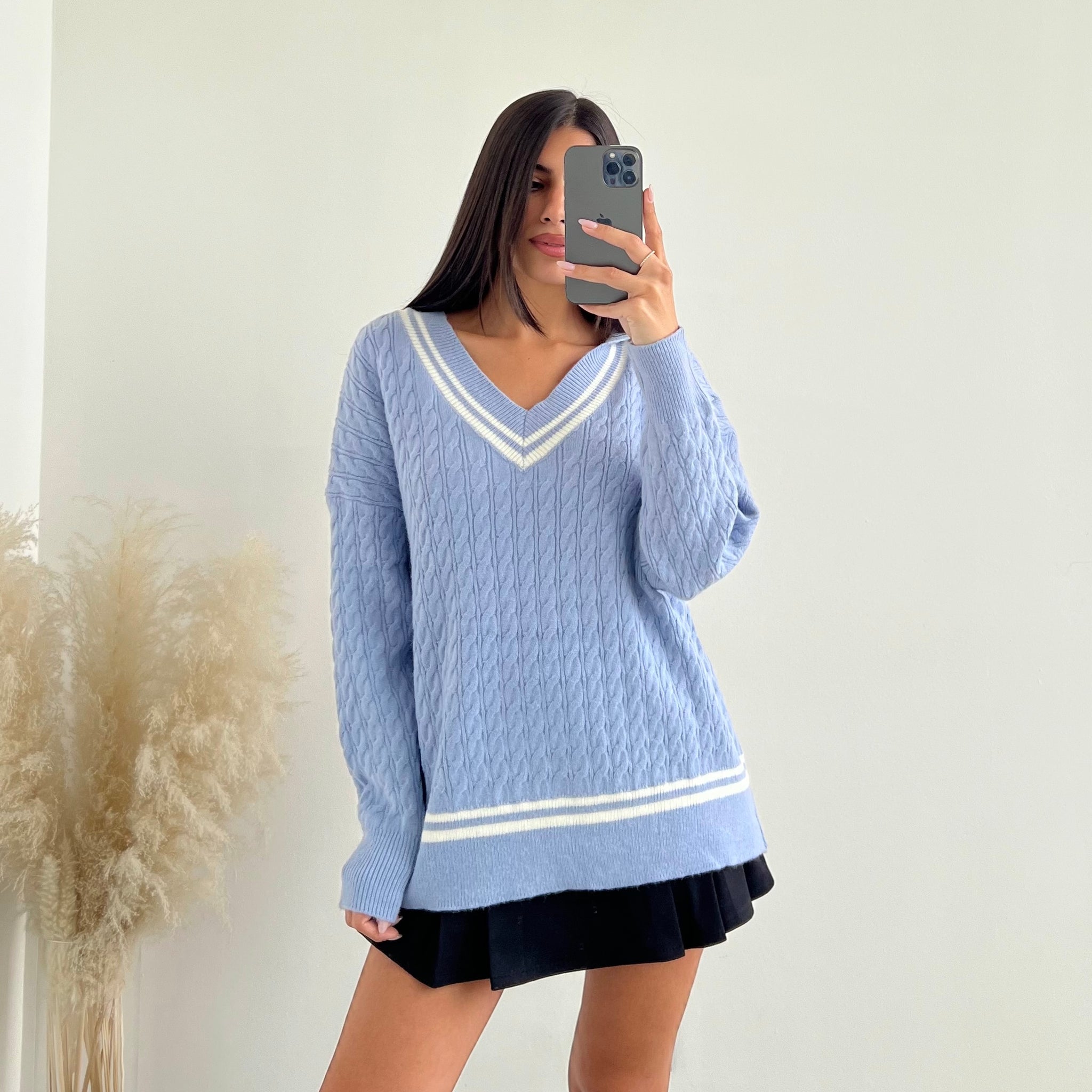 Pullover over con cappuccio finto celeste